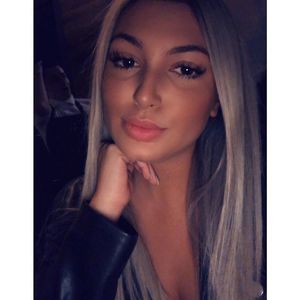 Meet your Posher, Stephanie